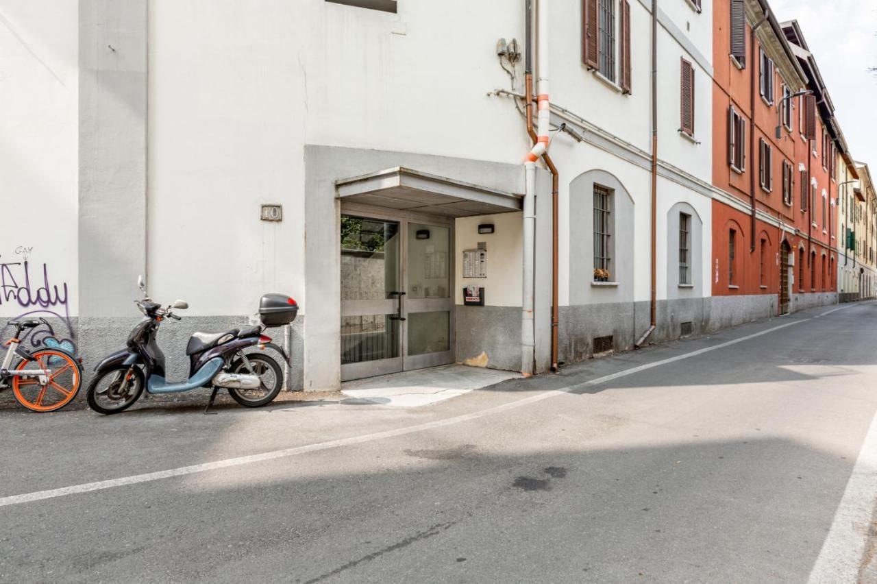 New! Studio Apt 700M From Corso Lodi! Milan Extérieur photo